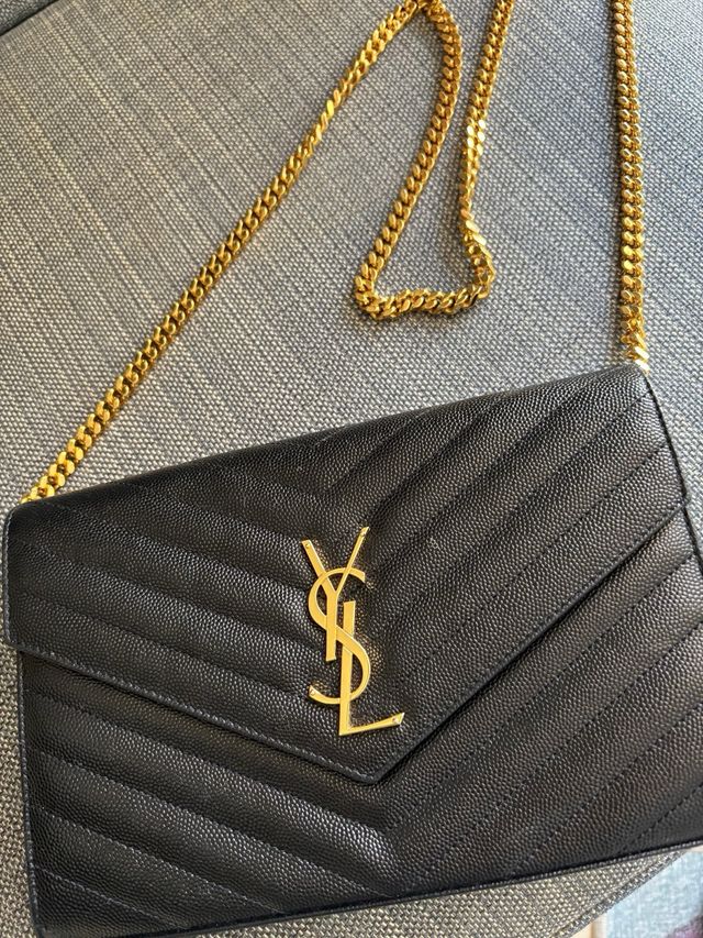 Bolso Saint Laurent Negro Cadena Dorada