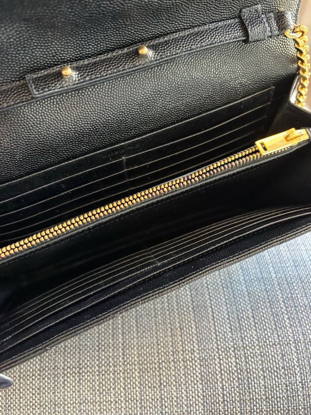 Bolso Saint Laurent Negro Cadena Dorada