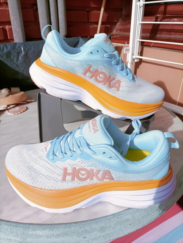 Hoka Bondi 8