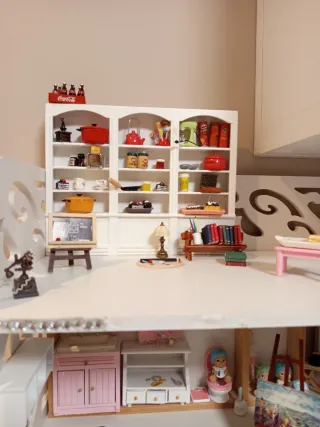 Estantería para miniaturas,con miniaturas incluida