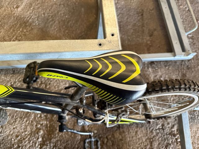 Bicicleta B-Pro Negra y Amarilla