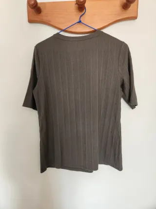 Camiseta Nine West verde oliva Talla M