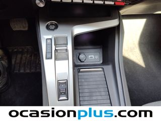 Peugeot 408 Puretech 130 Allure Pack EAT8 96 kW (130 CV)