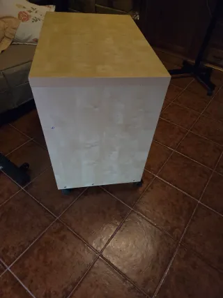 Escritorio madera con bandeja teclado