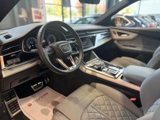 Audi Q8 55 TFSIe Quattro  Black Line  380 cv