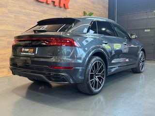 Audi Q8 55 TFSIe Quattro  Black Line  380 cv