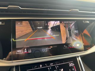 Audi Q8 55 TFSIe Quattro  Black Line  380 cv