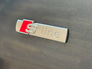 Audi Q8 55 TFSIe Quattro  Black Line  380 cv