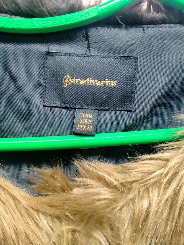 Chaquetón pelo Stradivarius Talla M