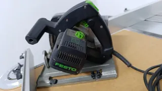 Escuadradora Festo Plegable