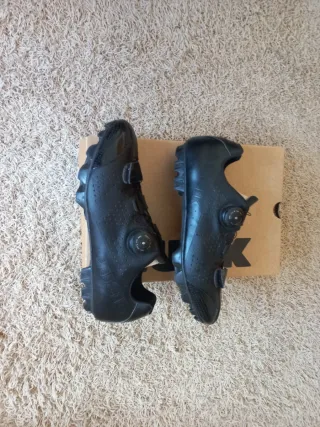 Zapatillas Ciclismo John Luck Negras