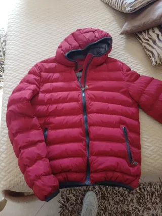 Piumino invernale uomo rosso