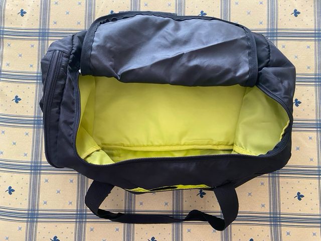Bolsa de deporte Reebok negra
