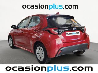 Toyota Yaris 120H Business Plus 85 kW (116 CV)