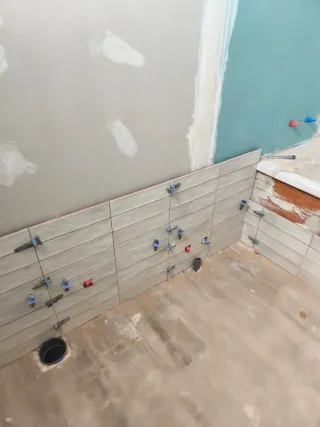 Instalación de cerámica para pisos y locales