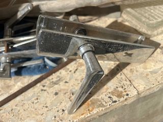 Manivelas de aluminio para puertas