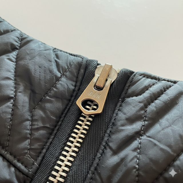 Chaqueta G-Star RAW acolchada negra