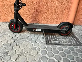 Patinete Eléctrico Negro