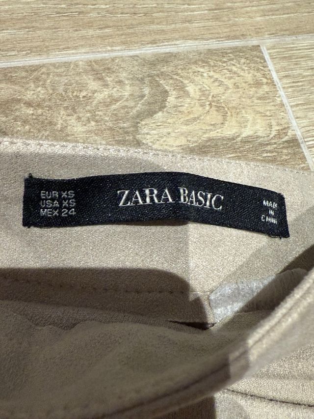 Falda Zara Beige Botones