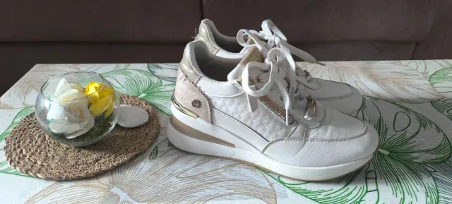 Zapatillas Xti cuña blancas talla 38