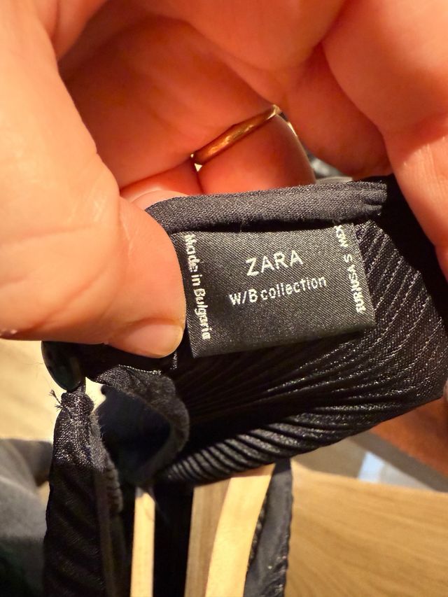 Vestido fiesta negro Zara