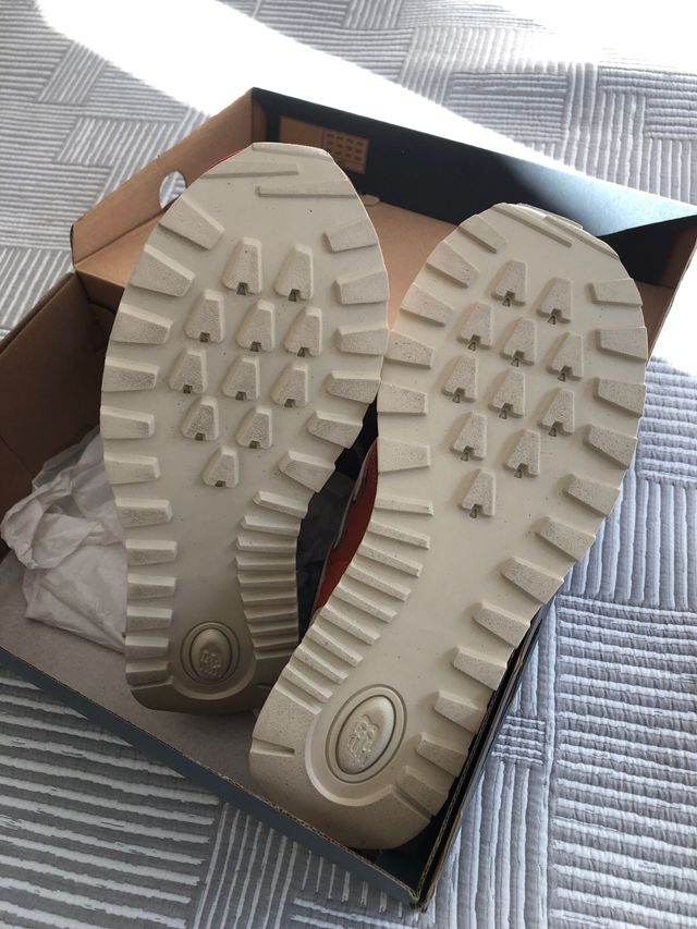 Zapatillas New Balance U574LGDO Naranja Beige