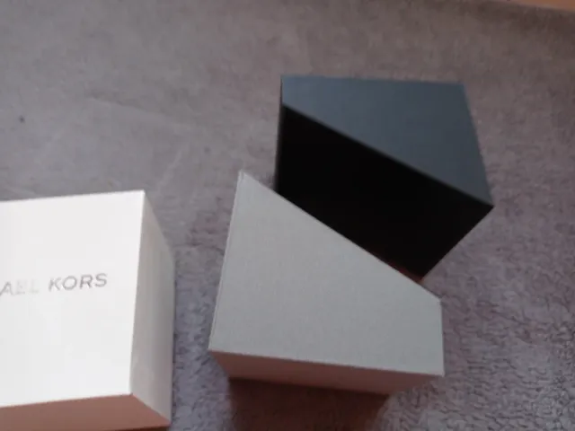 Cajas para relojes Michael Kors y Guess