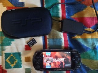 Consola PSP 1004 Negra con accesorios