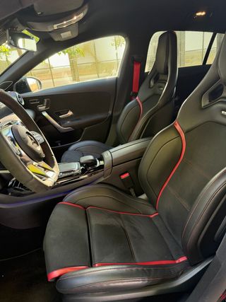 Mercedes-Benz CLA CLA Mercedes-AMG 45 4MATIC+ Shooting Bra