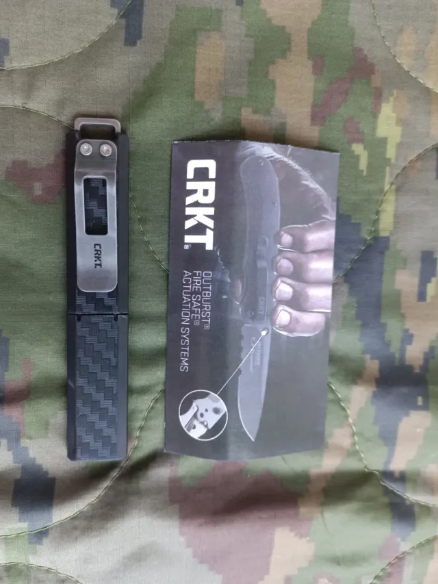 Navaja CRKT Outburst Fire Safe