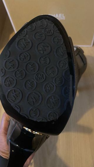 Sandalias Michael Kors Marrón y Dorado