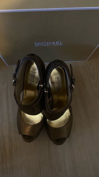 Sandalias Michael Kors Marrón y Dorado