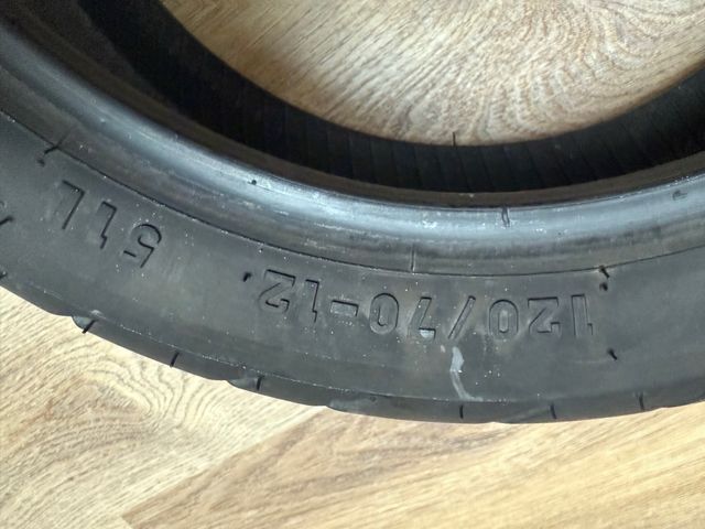 Neumático Continental Zippy 1 120/70-12