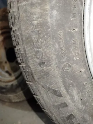 Neumático Continental 4x4 contac 255 / 60R17