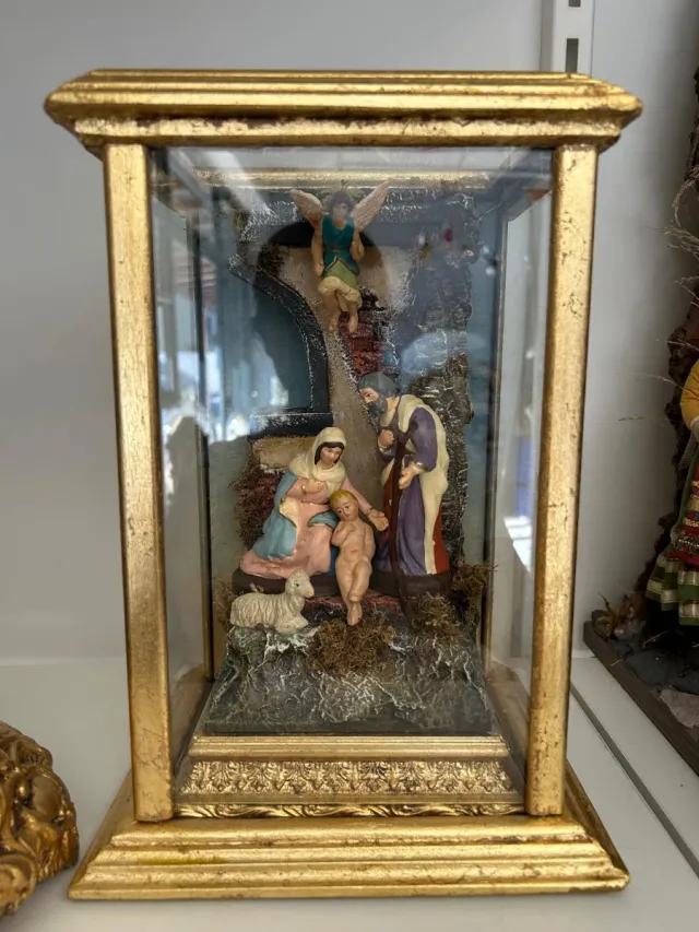 Scarabattola Natività con angelo