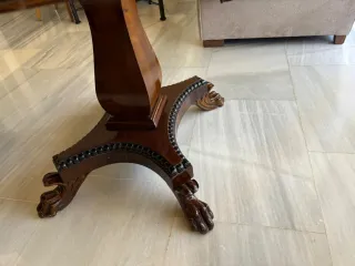 Mesa redonda extensible estilo clásico