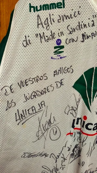 Peto Hummel Unicaja ACB firmado 2006