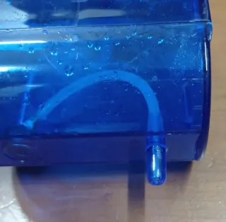 Vaschetta tergicristallo universale per auto