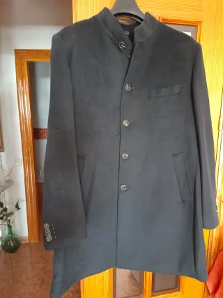 Chaquetón Cortefiel Negro