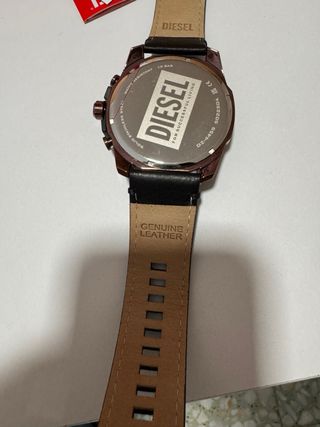 Reloj Diesel Negro y Dorado