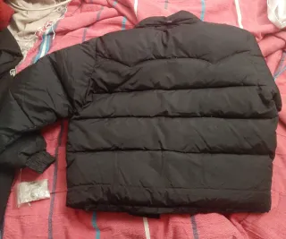 Anorak Bosker Negro Plumas sin usar