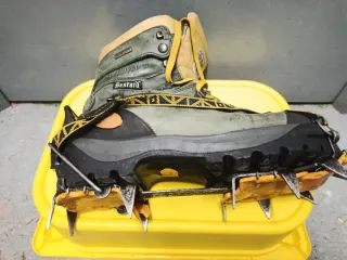 Botas de montaña semi-rigidas Bestard Top Mountain