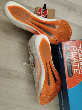 Zapatillas atletismo clavos Joma Velocidad RR1100