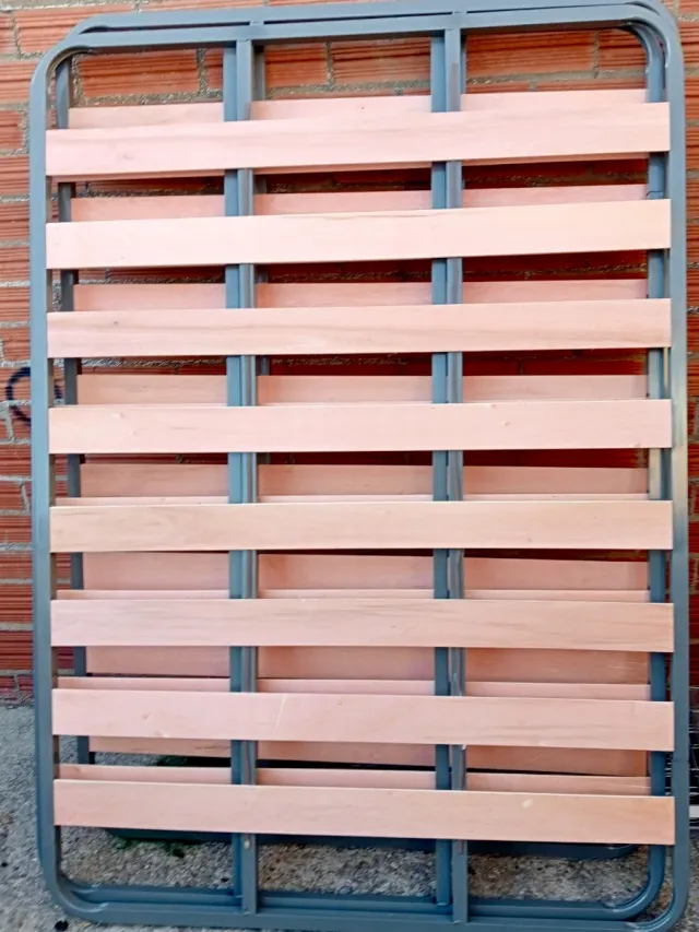 Somier metálico con lamas de madera