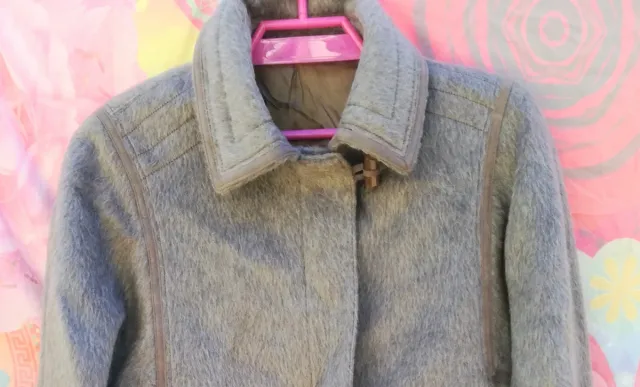 ABRIGO DE CABELLO NOBLE DE LLAMA BEIGE CLARO