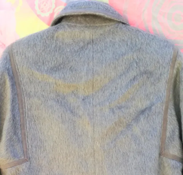 ABRIGO DE CABELLO NOBLE DE LLAMA BEIGE CLARO