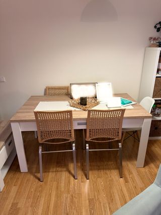 Mesa de salón madera