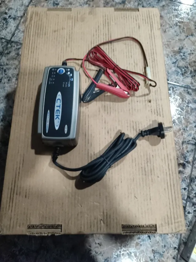 Cargador Batería Ctek Multi XS 7000