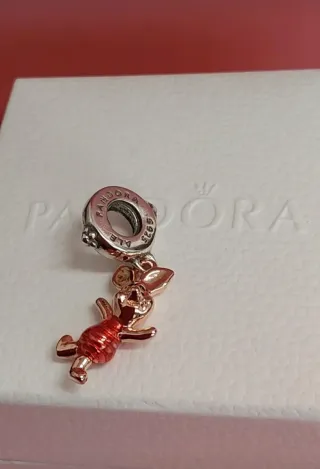 Charm Piglet Disney x Pandora con caja