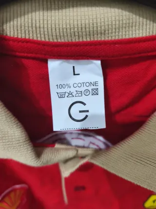 Camiseta Ferrari Manga Larga Roja y Beige